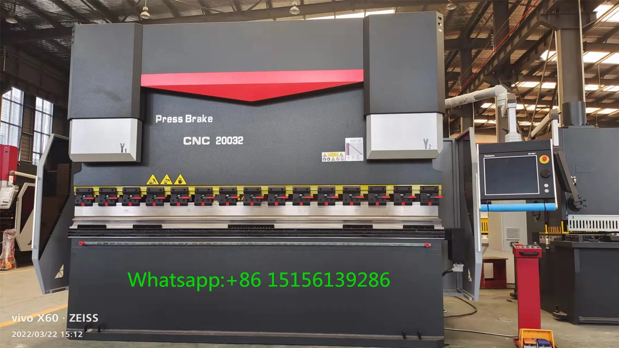 Easy to run Delem DA69T 3D Controller SPB-200T/3200mm Hybrid Servo Cnc Press Brake