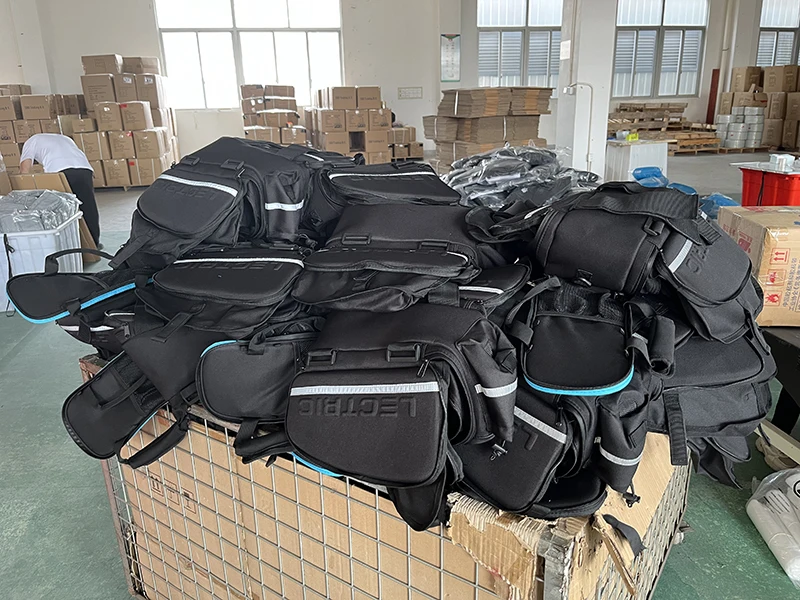 Free Sample Waterproof 20L 500D Pvc Cycle Bicycle Tail Trunk Seat Bag Travel Delivery Transport Mountain Rear Rack Bike Dry