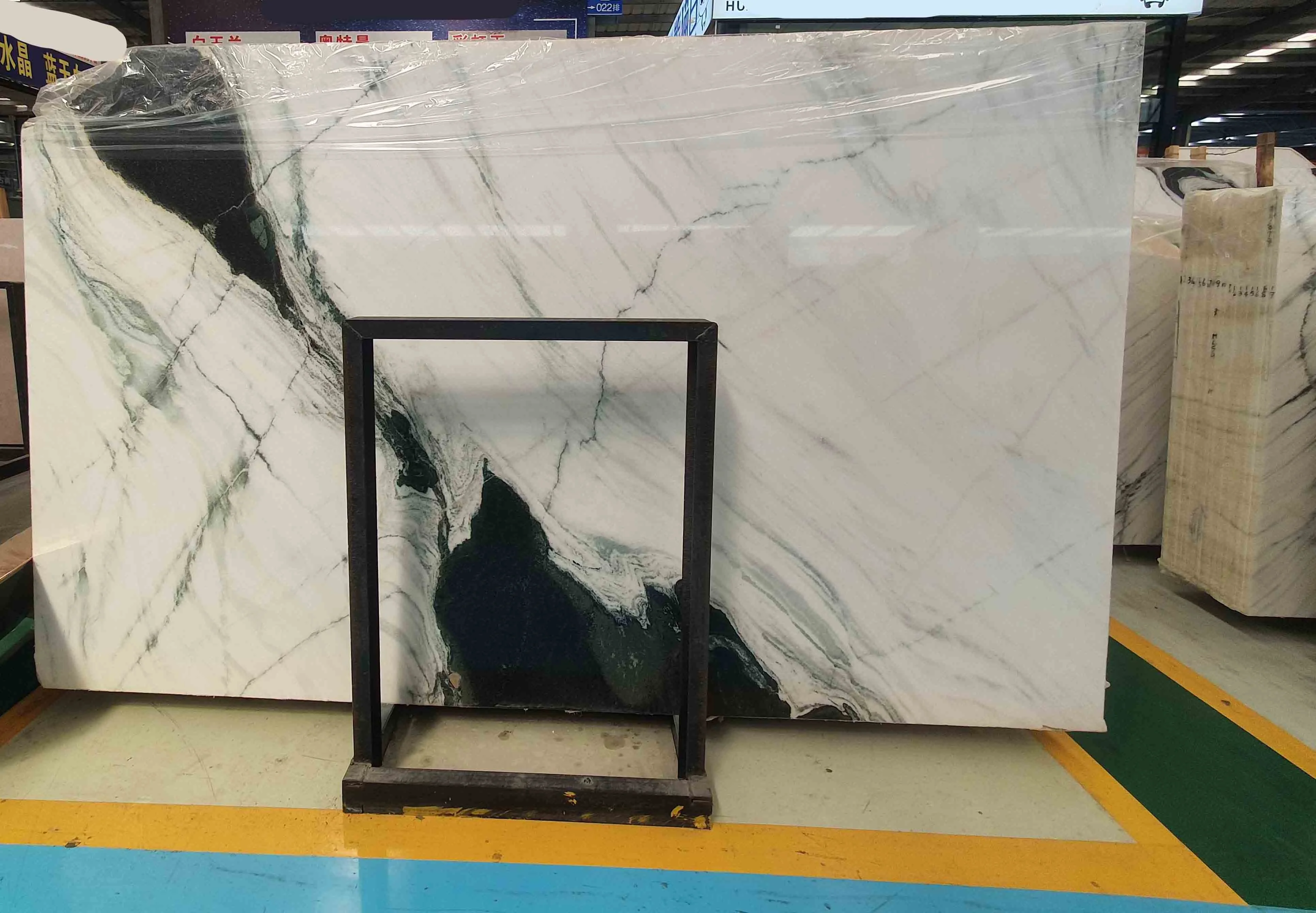 BOTON STONE Wholesale Modern Design kitchen Table Top White Floors Stairs Slab Panda Marble Tile