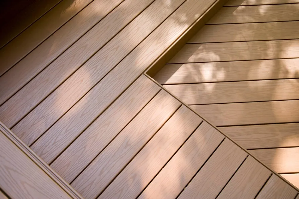 Outdoor decking tiles wood plastic composite flooring wpc composite decking board price manufacturer