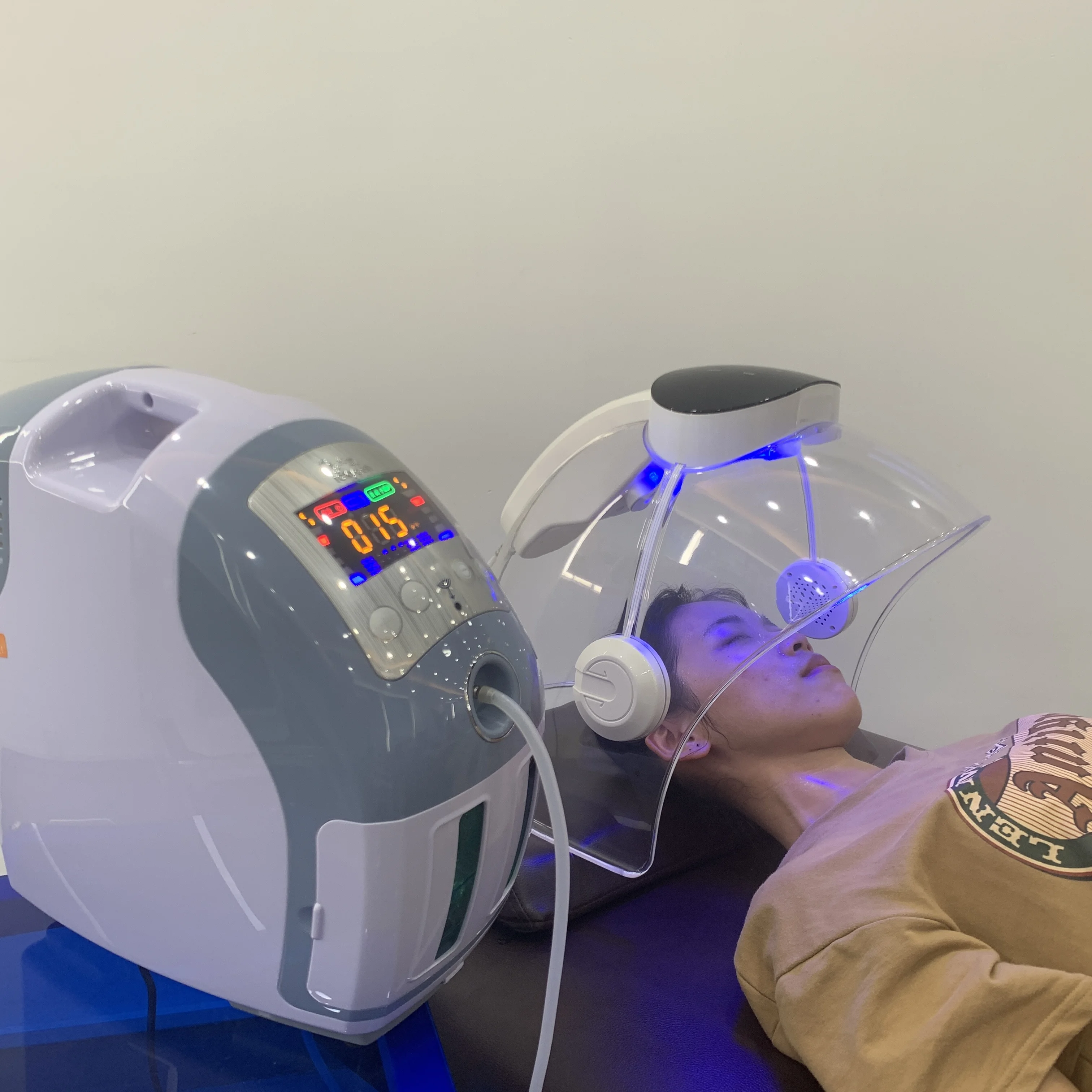 New Beauty Spa Salon Home Hyperbaric Oxigeno Facial Jet Oxygenation Face Rejuvenation Dome Oxygen Mask Machine for Skin Care