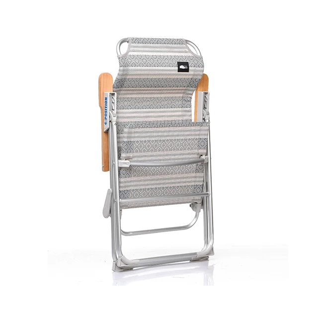 Lightweight and sturdy outdoor folding chair