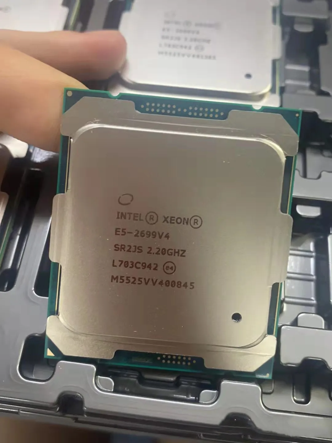 Оригинальный сервер компьютер с процессором intel xeon E5-2699 v4