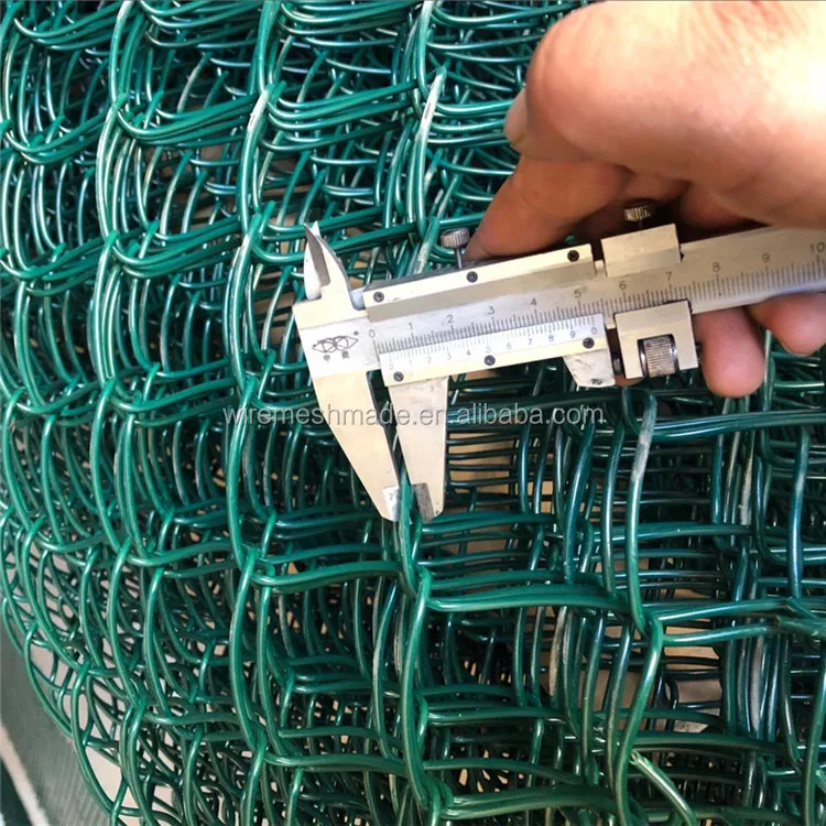 Hot Dipped Galvanized 8ft Chain Link Fence Roll PVC Coated Diamond Cyclone Wire Mesh Fence