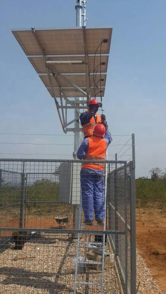 10 м шест с ограждением из проволочной сетки