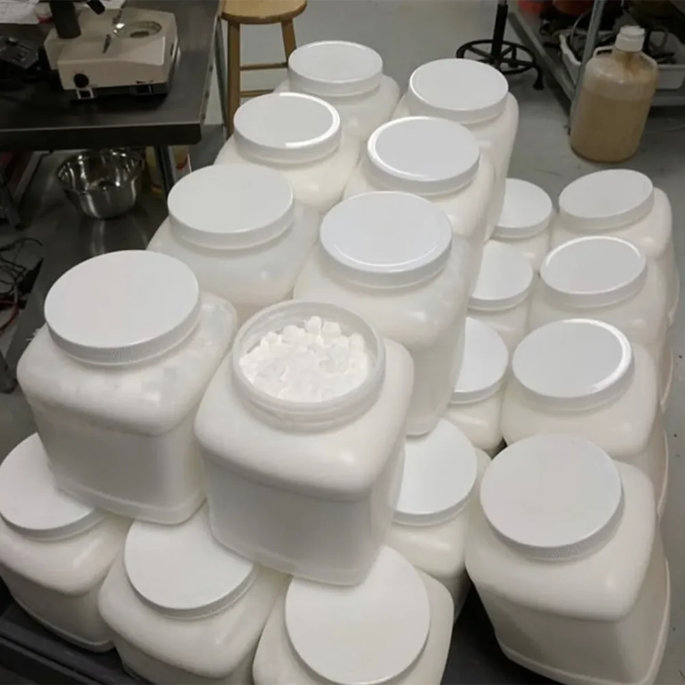 Чистый органический растительный экстракт cbd изолированный порошок 99.7% cbd изолированный