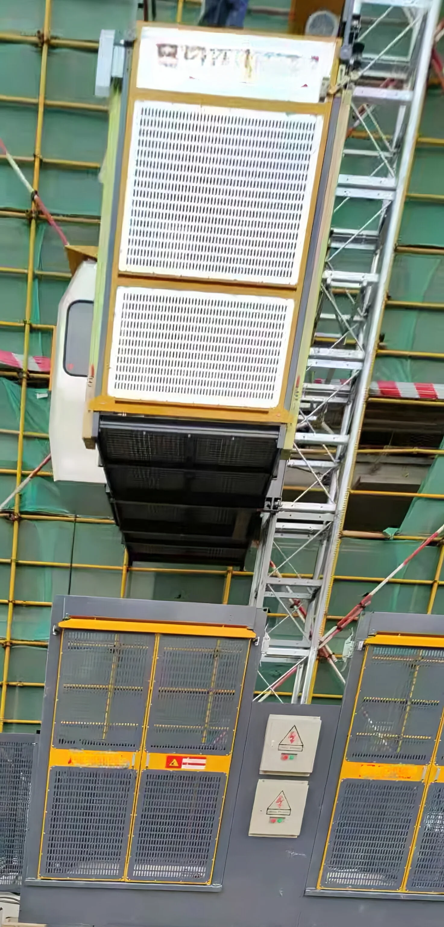 construction elevator (31).jpg