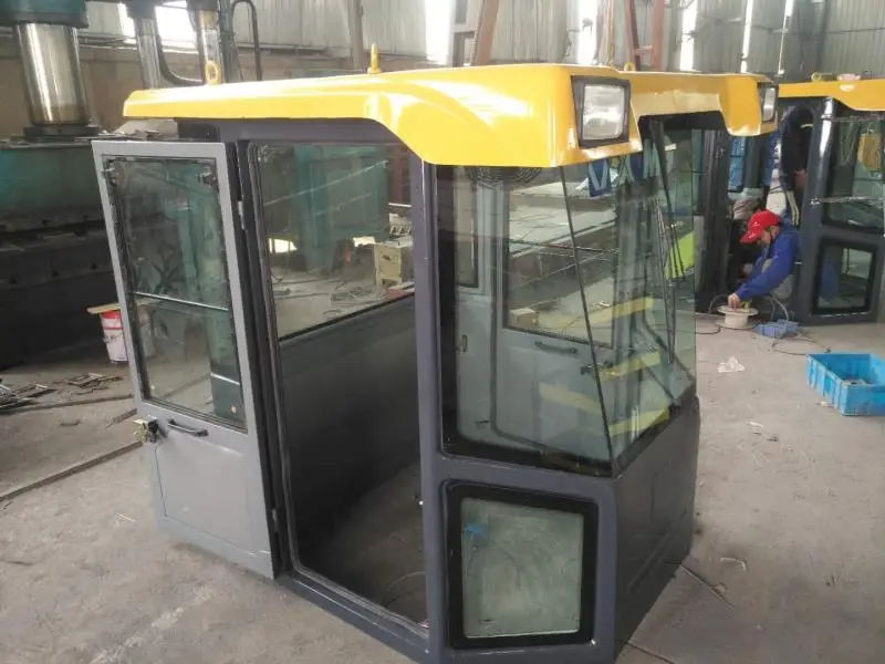 Детали и узлы экскаватора pc60 pc100 pc120 pc200 pc300 pc200-7 pc200-8 Кабины передней двери оконных стекол для бульдозера в сборе запчасти