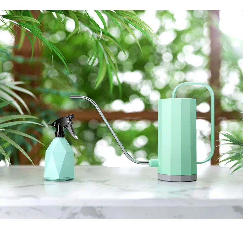 RUIPU wholesale 1200mL big watering can plastic large long nozzle watering pot for flowers  arrosoir plastique