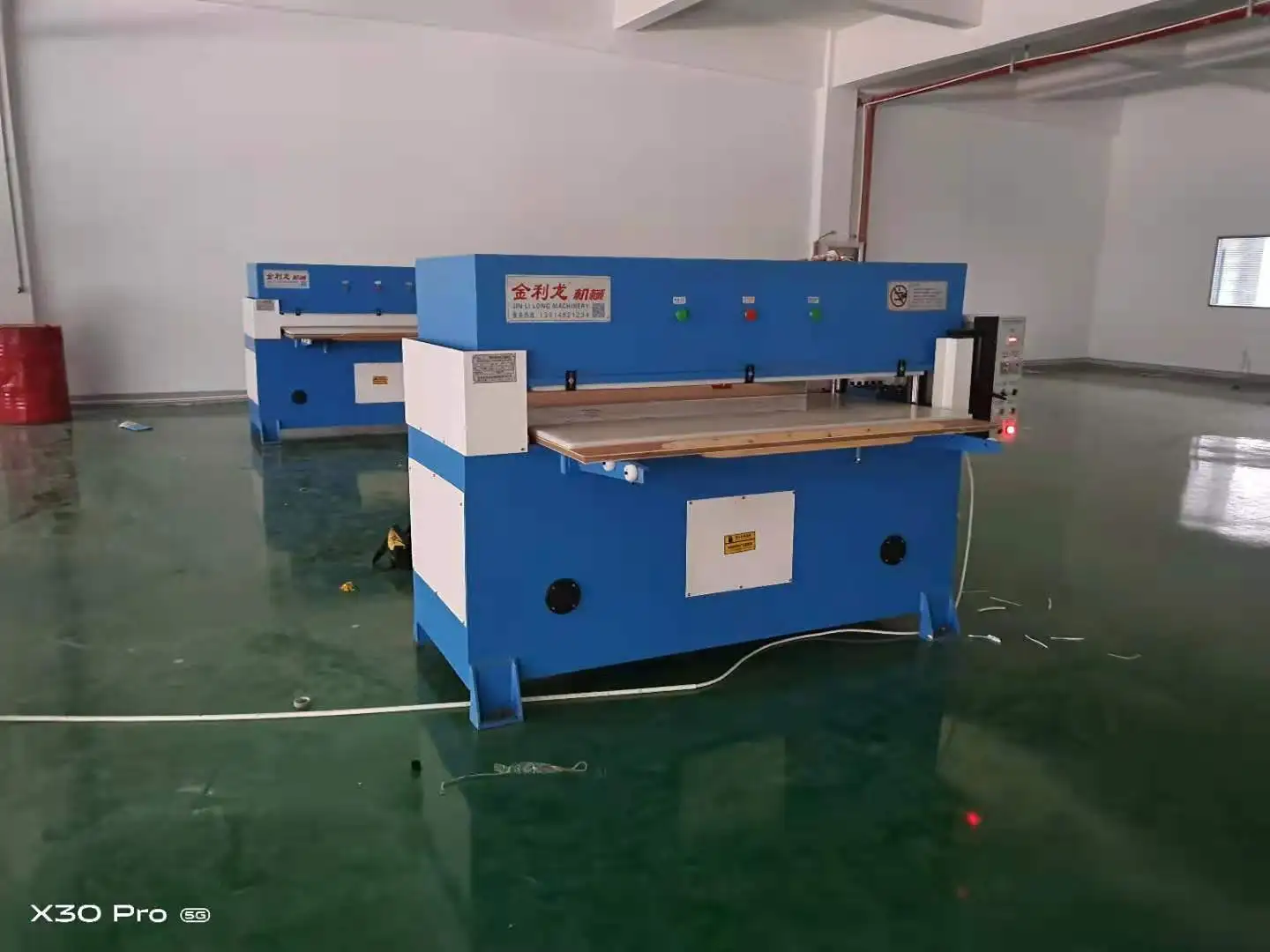40t four-column hydraulic polyurethane foam leather die cutting machine
