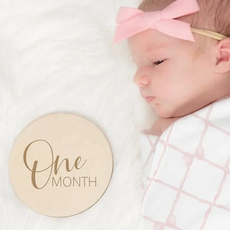round  Wood Baby Milestone Circle Wooden Monthly Baby Milestone Signs for Photos