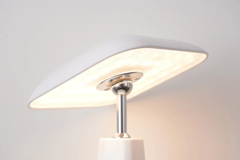 Новый дизайн модная Светодиодная настольная лампа 6500K 10W дизайнерская для прикроватной комнаты чтения