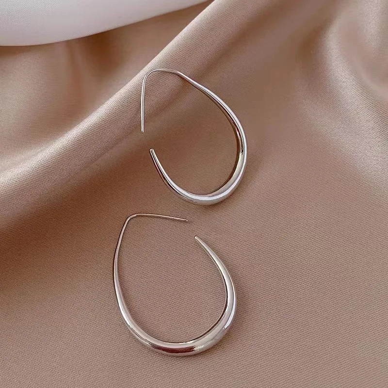 Wholesale Stainless Steel Plated Gold Non Tarnish Hug Hoop Vintage Large Big Earrings For Girls