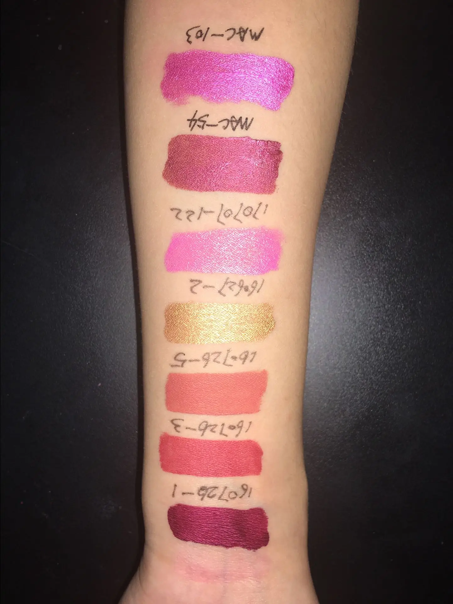 
Best selling wholesale shiny private label crown best clear vegan lip gloss 