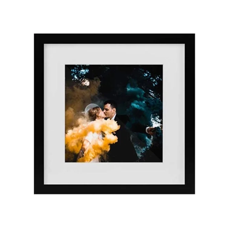 Hot Selling Square Art Gallery Ornament Classical Wall Restickable 8*8 Photo Frame