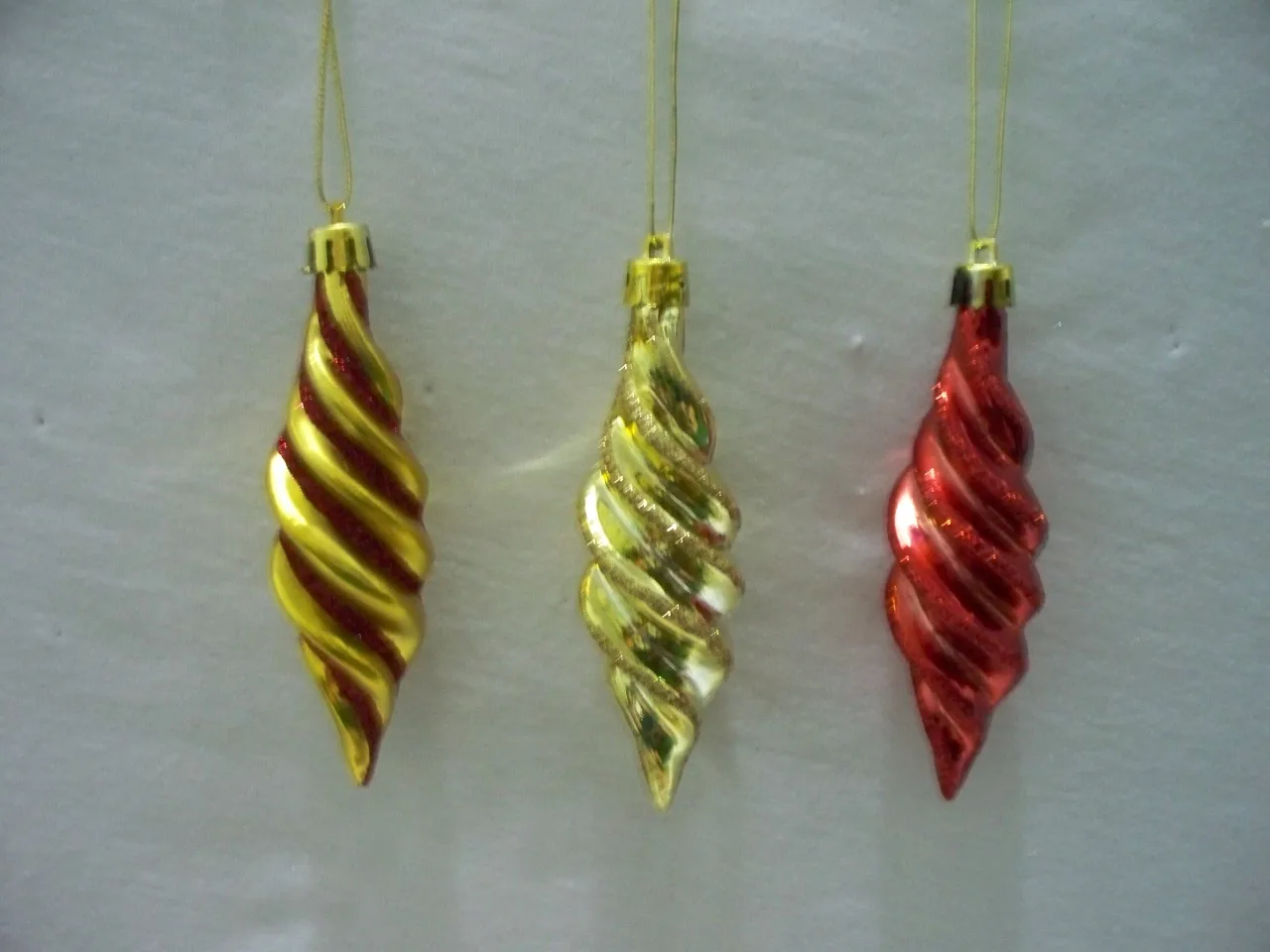 Custom 80mm 100mm Glitter Plastic Shatterproof Ball For Christmas Tree Decorations Bulk Christmas Ball New Year Balls