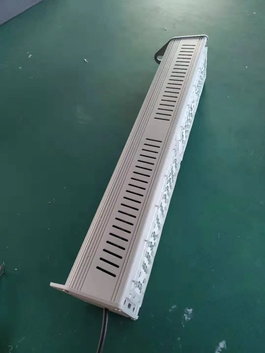 
Industrial Outdoor IP68 Fittings Reflector High Bays Luminaire Trunking System LED Linear Highbay Light 