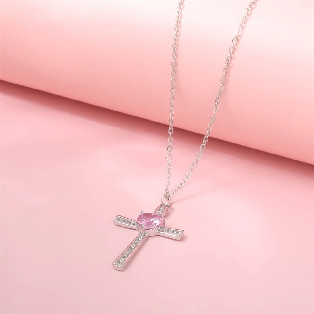 New Popular Heart Shaped Cross Item Light Luxury High End Cool And Tasteless Style Zirconia Sparkling Diamond Collarbone Choker