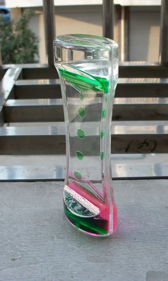 Liquid Motion Bubbler Timer for Sensory /Fidget Toy, Children Activity, Calm Relaxing Desk /Anxiety/Autism Toys