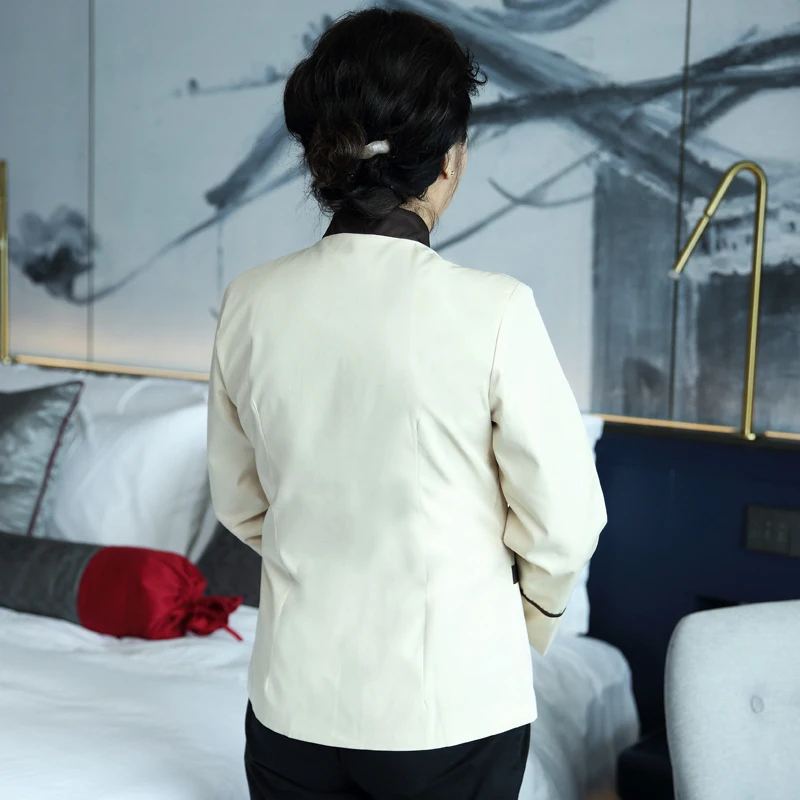 Hotel cleaning overalls female long-sleeved  clothing property aunt cleaning staff clothing PA cleaner clothes