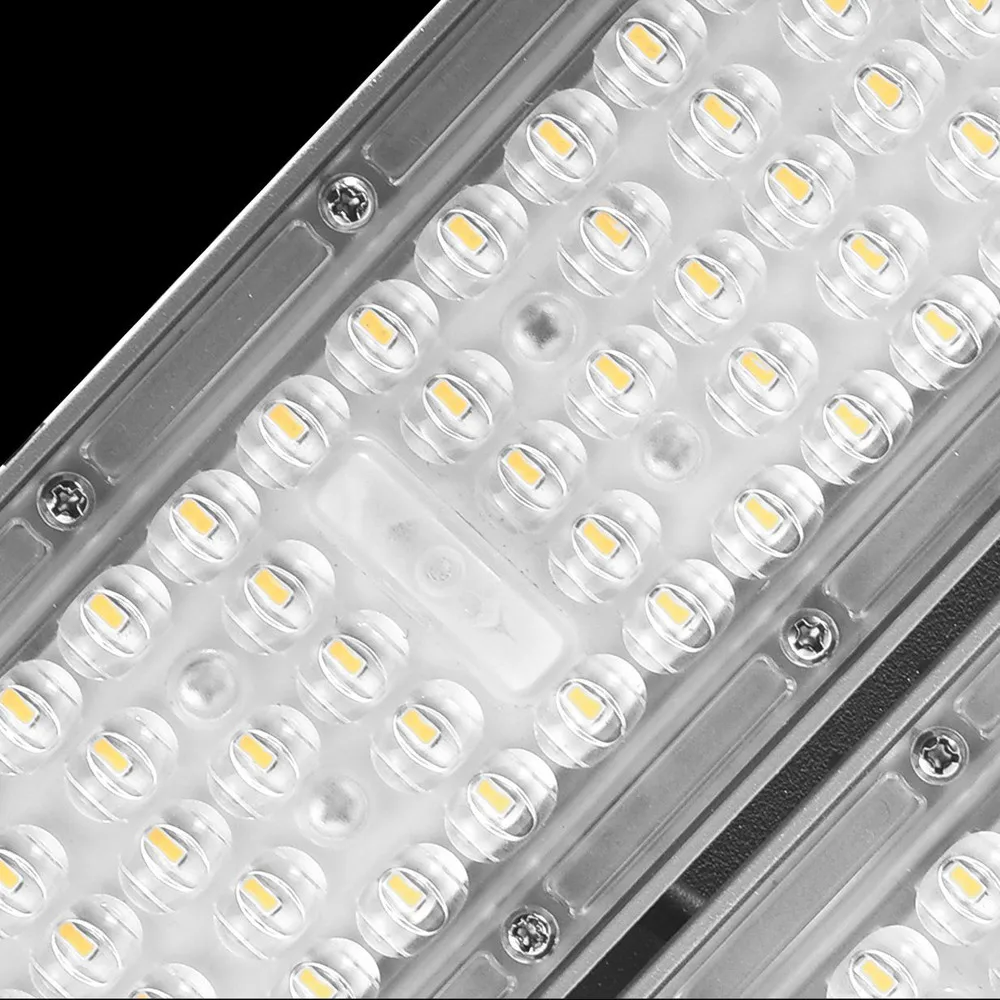 ZYL High Bright High Mast Outdoor LED Flood Light for Sports Stadiums IP65 Rated Variants 50W 100W 200W 300W Module
