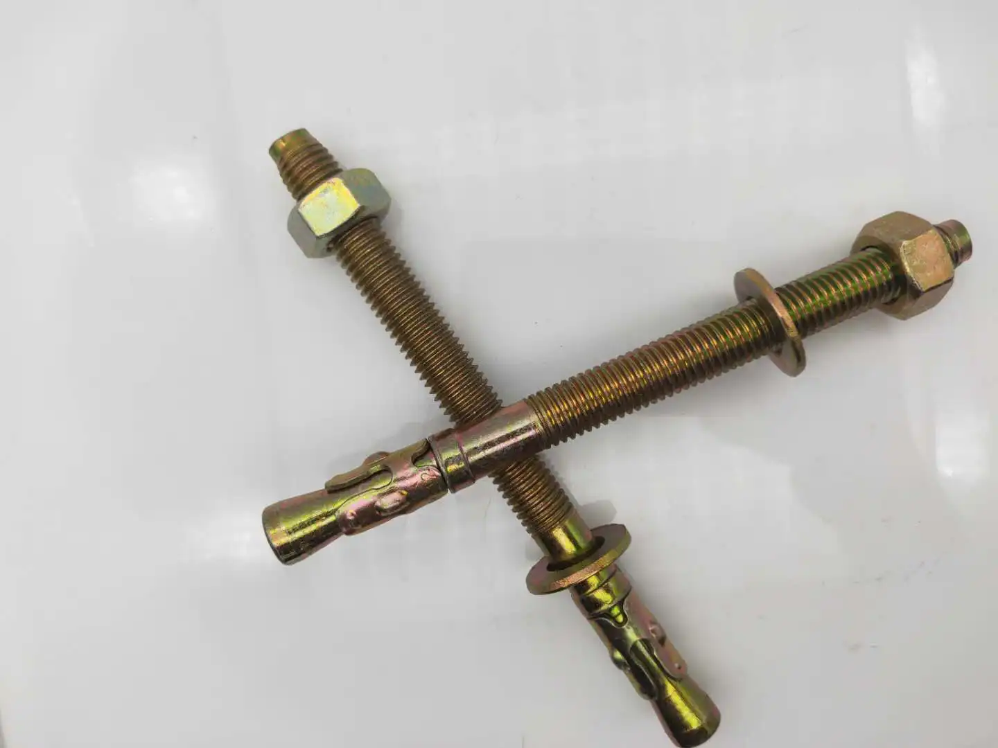 Screw Type Expansion Wedge Anchor Bolts