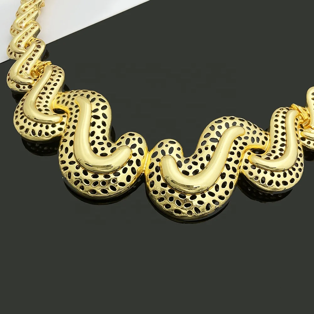 Juepei design dubai jewelry set luxury with special pattern dubai gold jewelry set