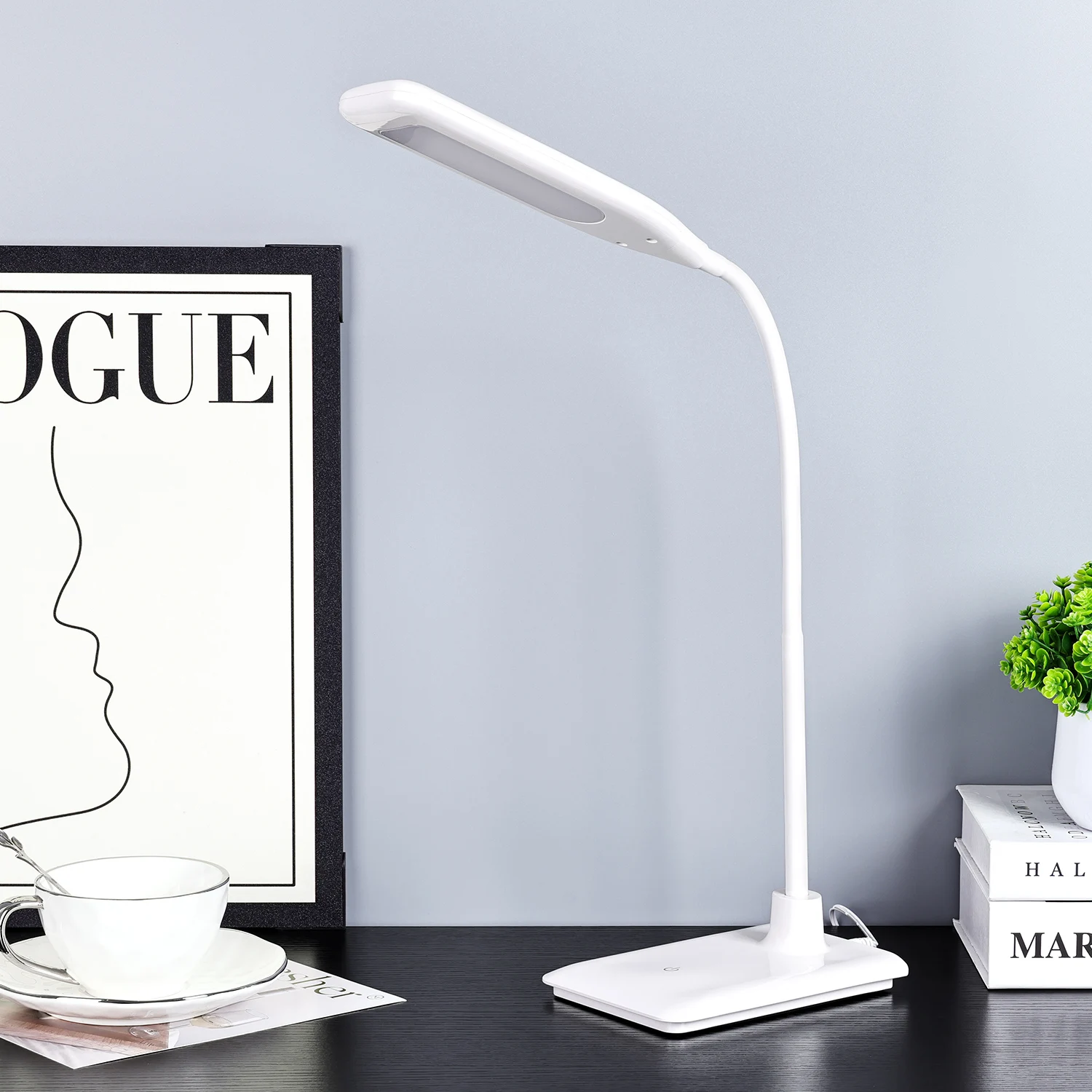 Modern indoor luxury bedroom bedside USB Arm table lamp touch led dimmer white light foldable temperature desk lamp