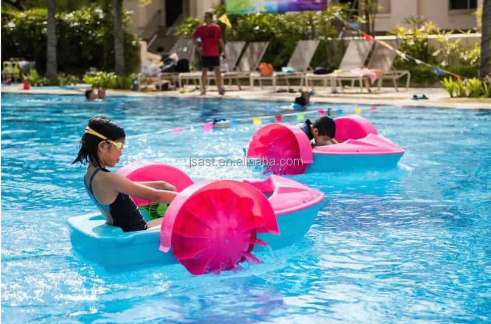Different Sizes Family HDPE Plastic Hand Water Pedal Paddle Boat Row Boats With High Quality For Kids Adults Sale