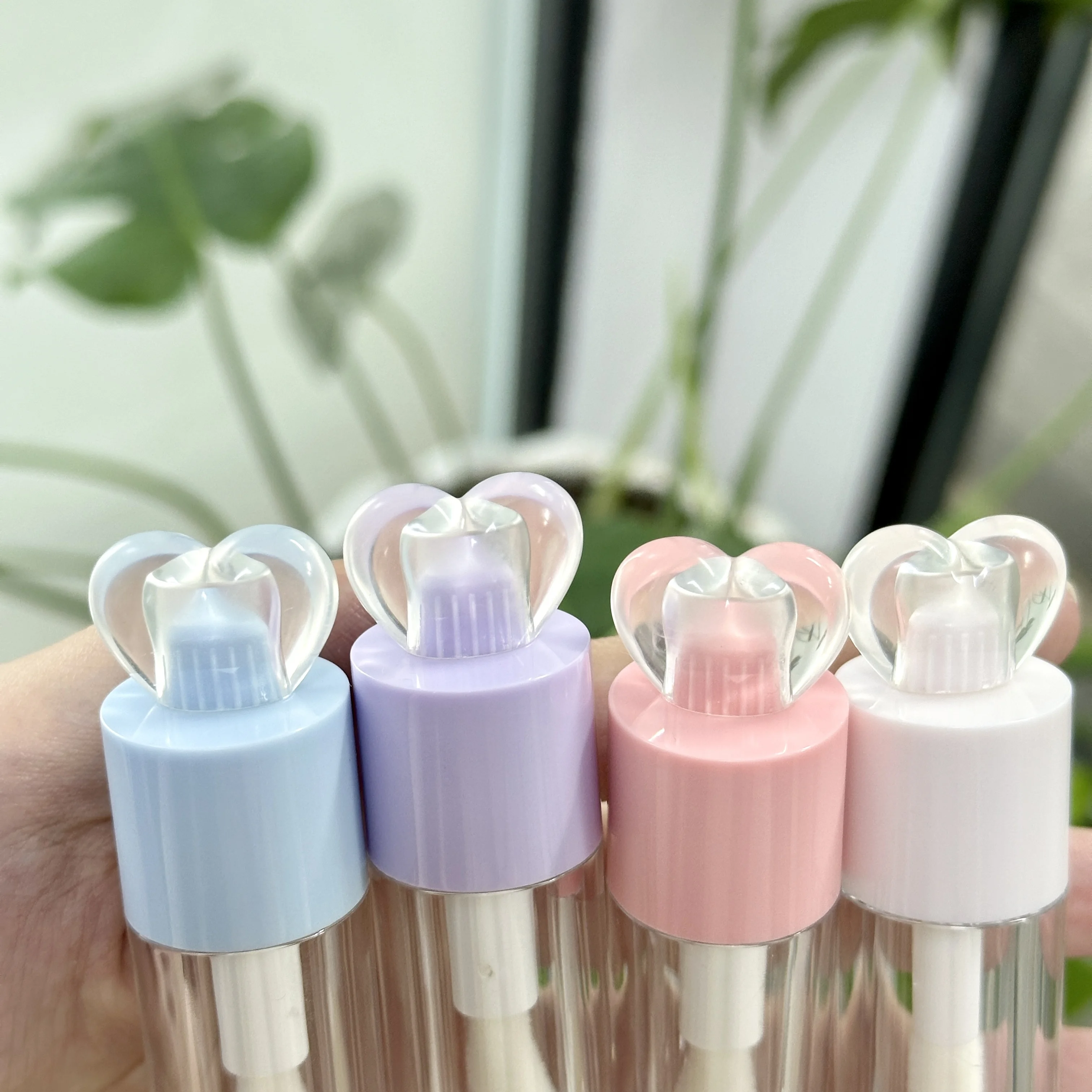 Customization Unique circular hollow crown plastic oil tube cosmetic packaging lip gloss container big stick