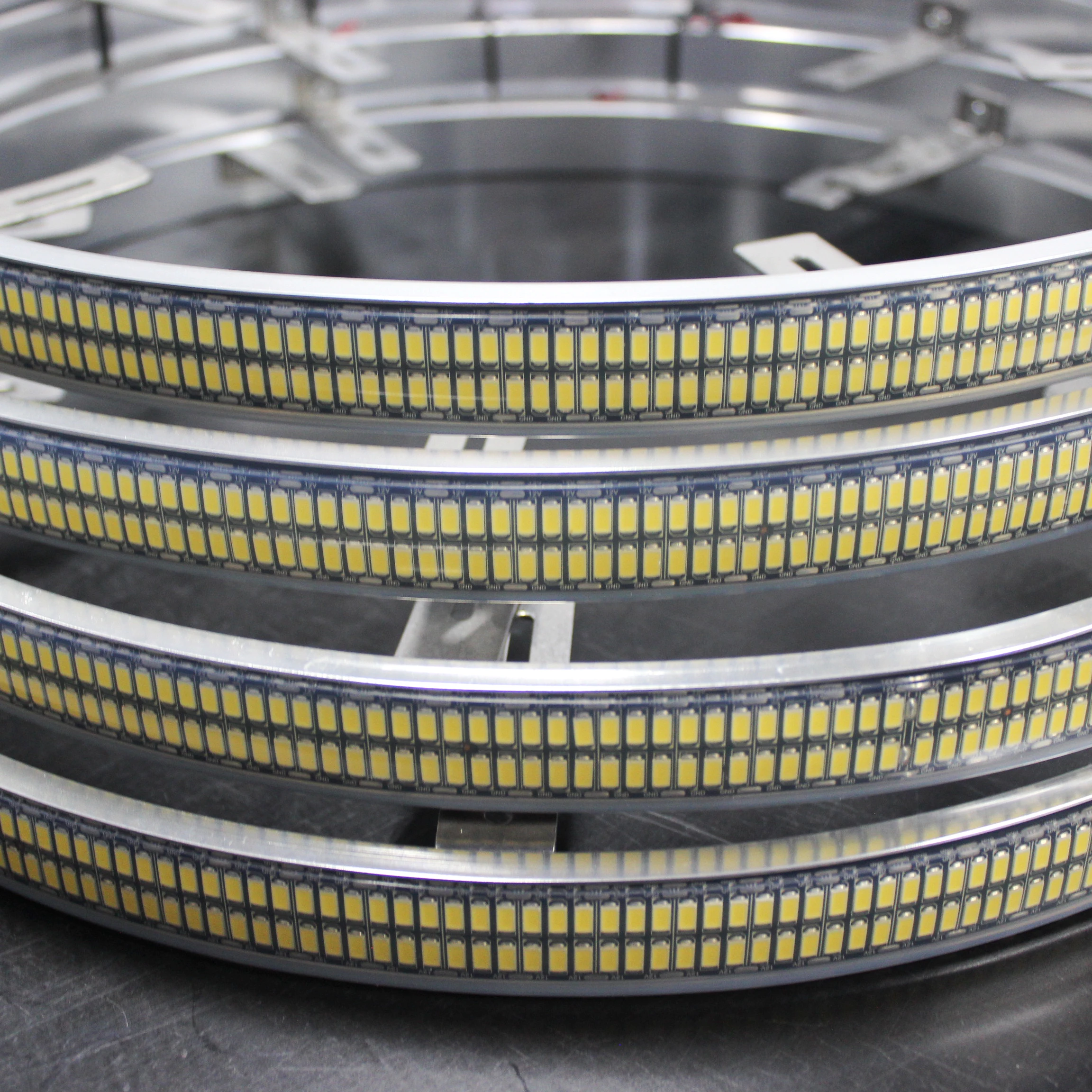 17 inch double row Ultra high intensity Led Light Strip white Wheel Ring Light Kit for Universal Cars