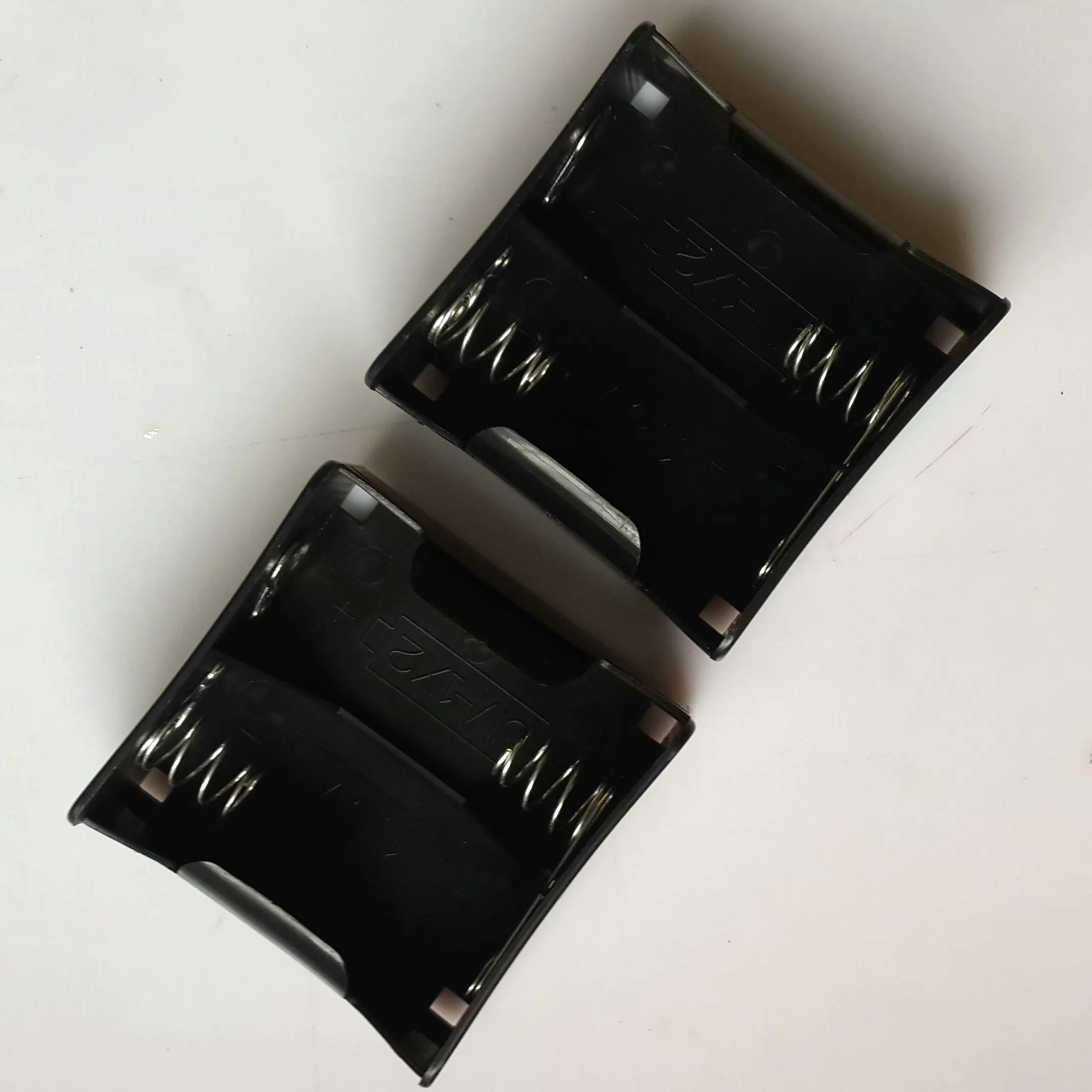 2 3 4 6 8 AAA AA size battery