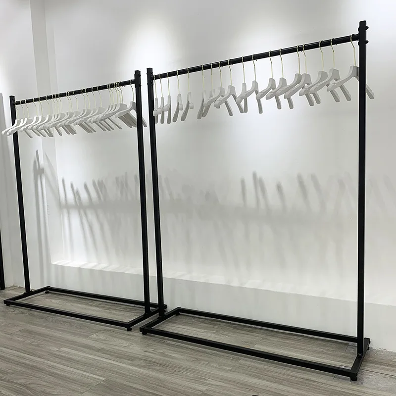 Kainice Customized Freestanding Industrial Pipe Metal Garment Display Stand Clothes Rack for Clothing Store