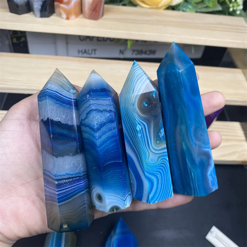 Wholesale Price Natural Crystal Healing Stone Heart Palm stone Red Blue Sardonyx Crystal Point Tower