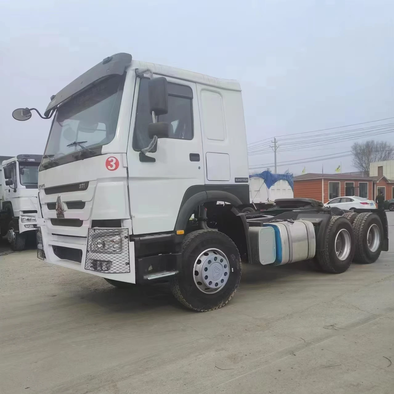 Лидер продаж тракторные грузовики автоматические тракторы Sinotruk 6x4 продажа