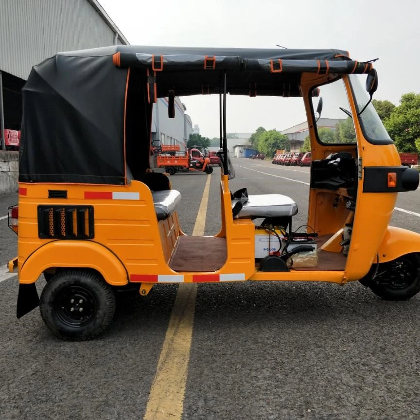 Лучшее качество мотоцикл трехколесный такси Bajaj Tuk для