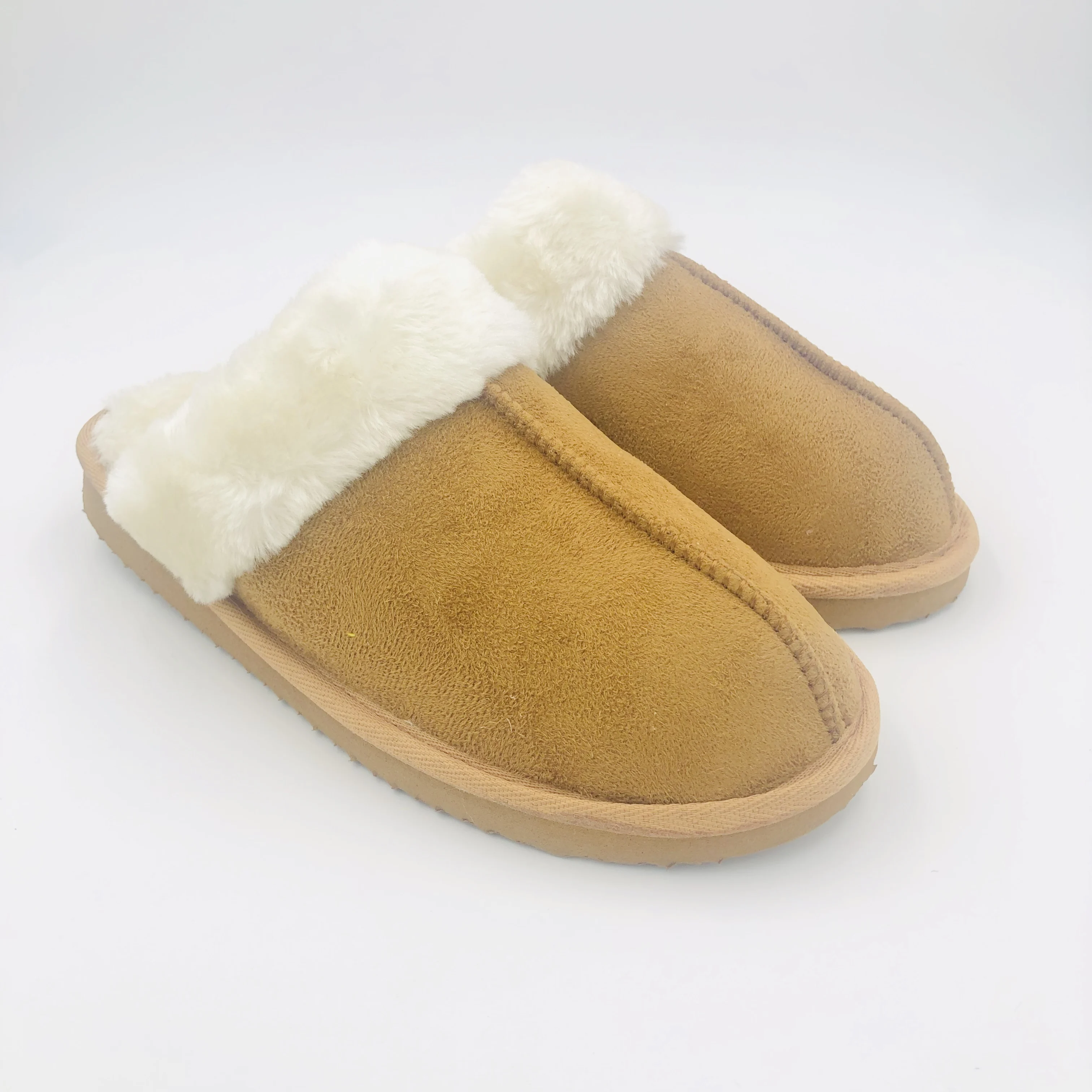 Wholesale suede upper furry lining indoor slippers slides in winter fake leather boots for ladies