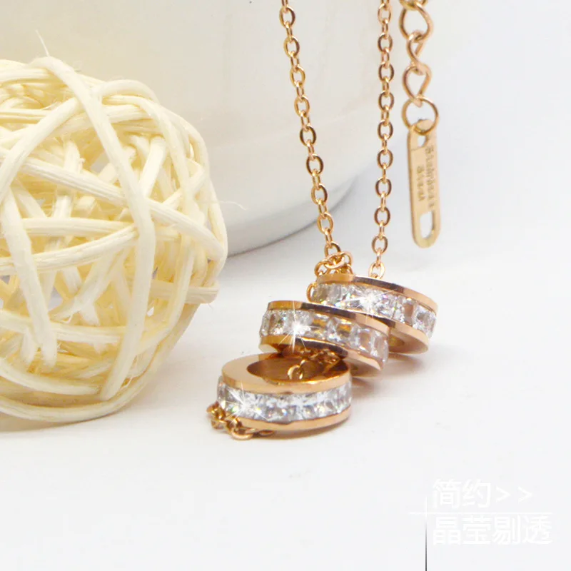 Zircon Tripleinteocking Eternity Circle Anti Tarnish Gold Plated Stainless Steel jewelry Fashionable Pendant Necklace For women