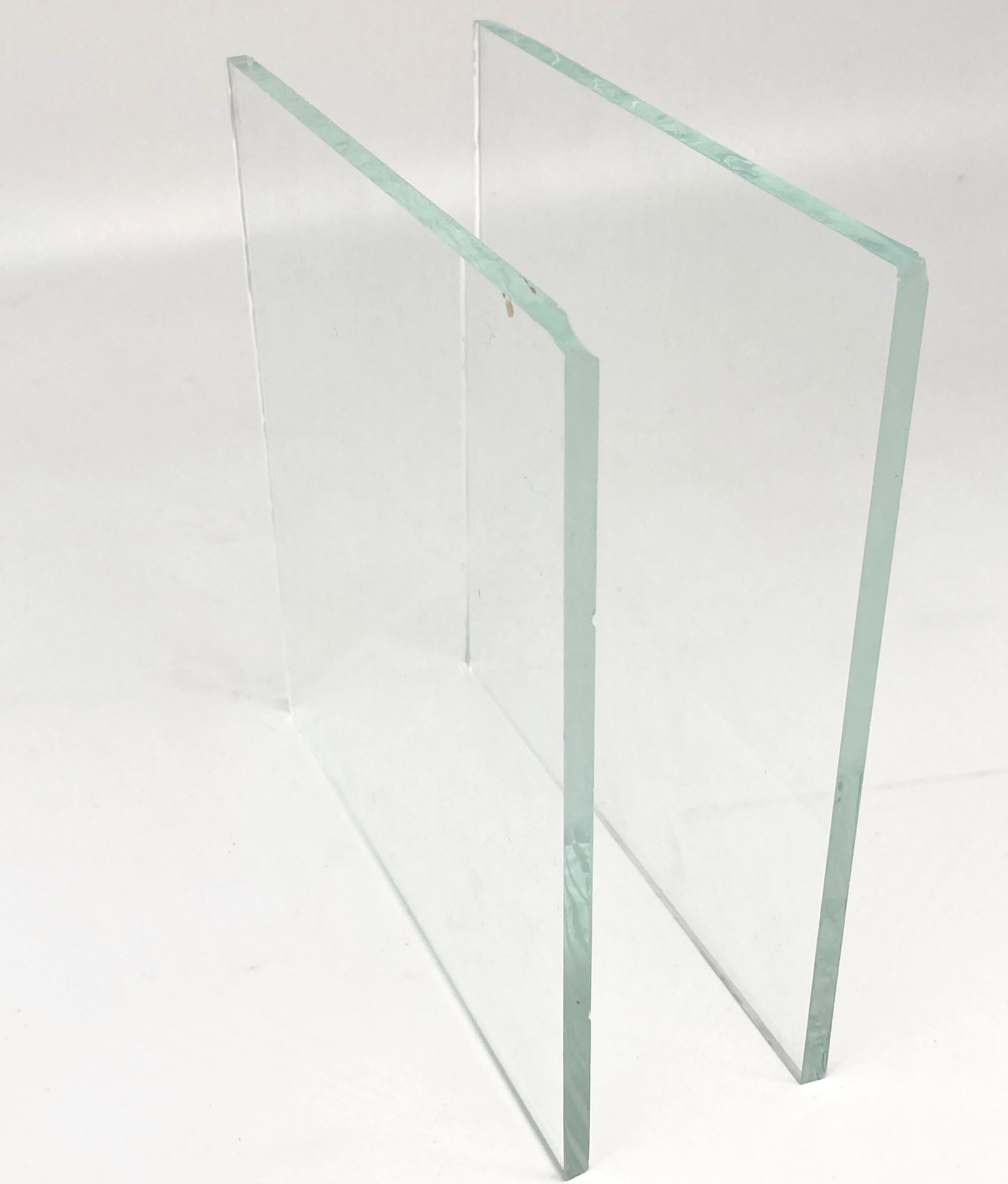 High Quality Factory Price  AR Glass Transmittance 99%   Optional Thickness  Anti Reflective Coating Customized Tempered Glass