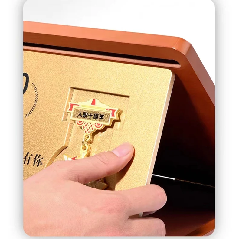 High Quality Taekwondo Trophy New Design Wood Silver Metal Medal Features UV Printing High Visibility Graphics Insurance End