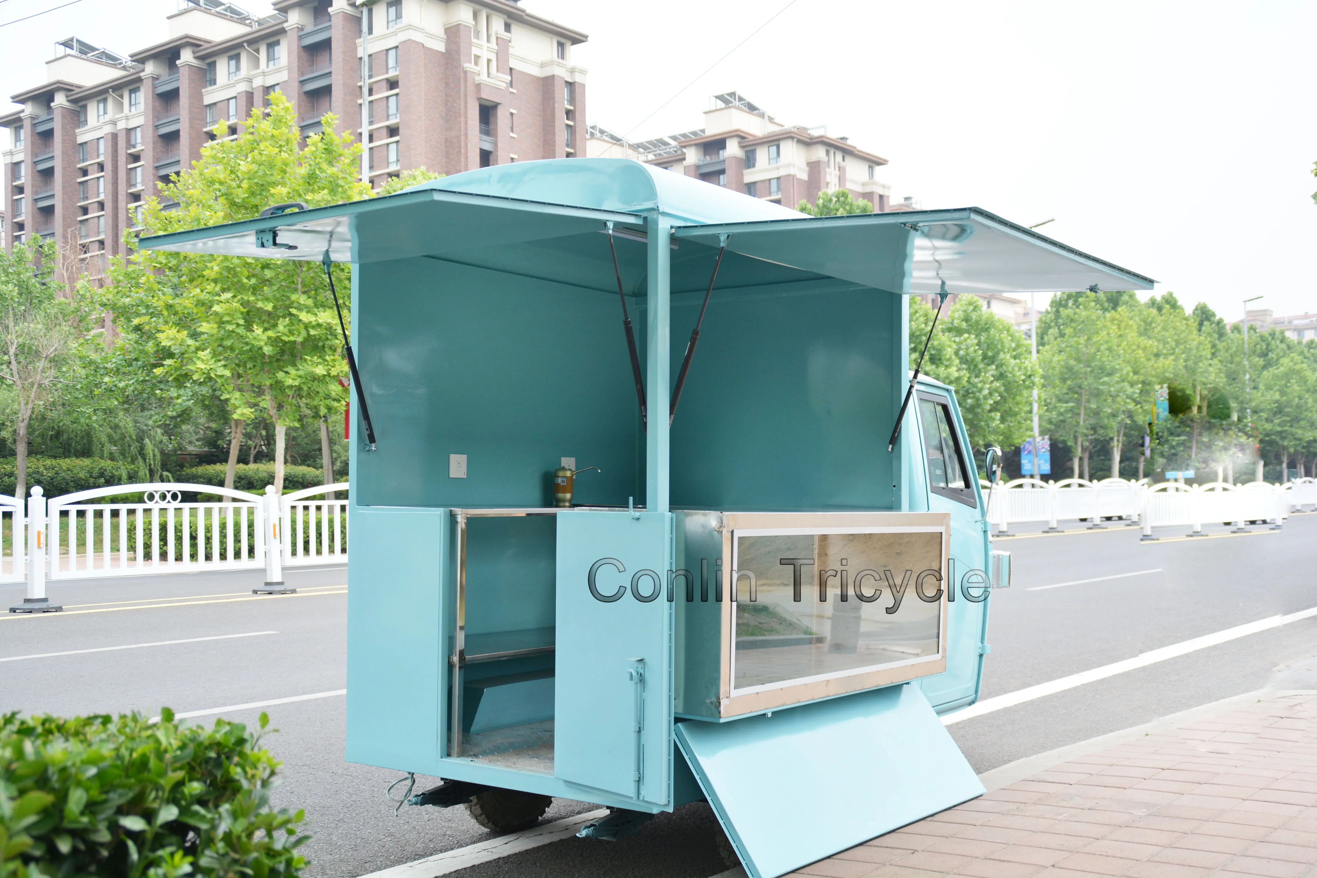Mobile  retro electric moto food cart tricycle electric bike ice cream shop for sale