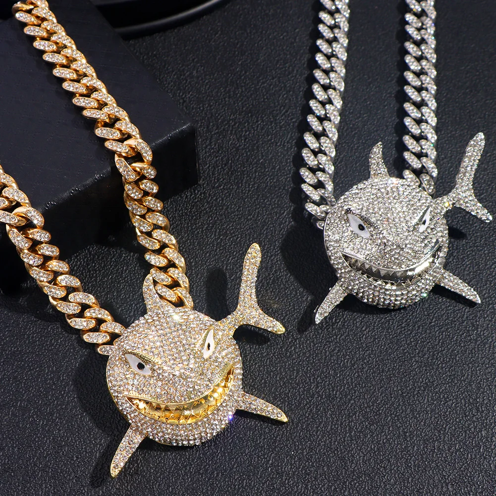 Hip Hop Cuban Chain Exaggerated Micro-inlaid Animal Necklace For Men Rapper Iced Out Large Shark Necklace