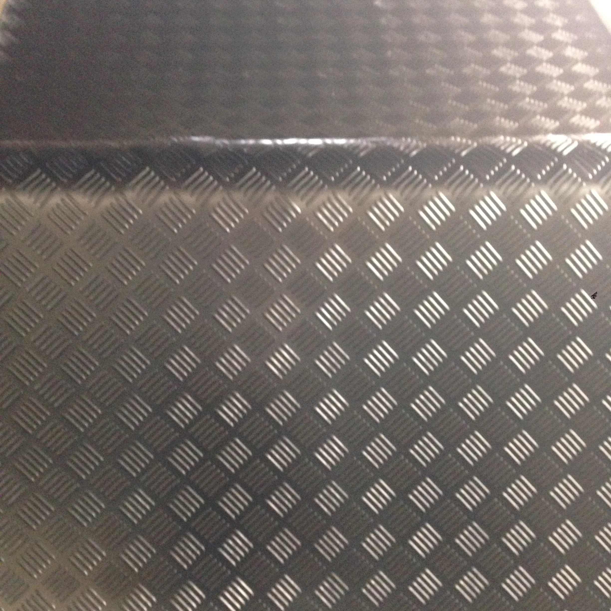 Checker Plate Rubber Flooring | PVC Rubber Flooring