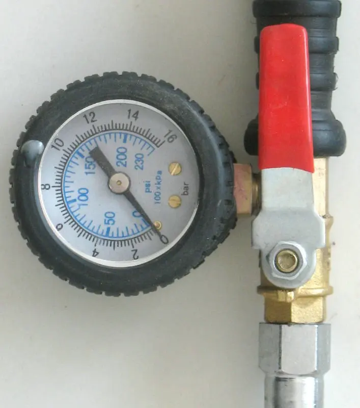 Heavy Duty Tire Inflator Gauge Air Compressor Accessories Dual Head Air Chuck