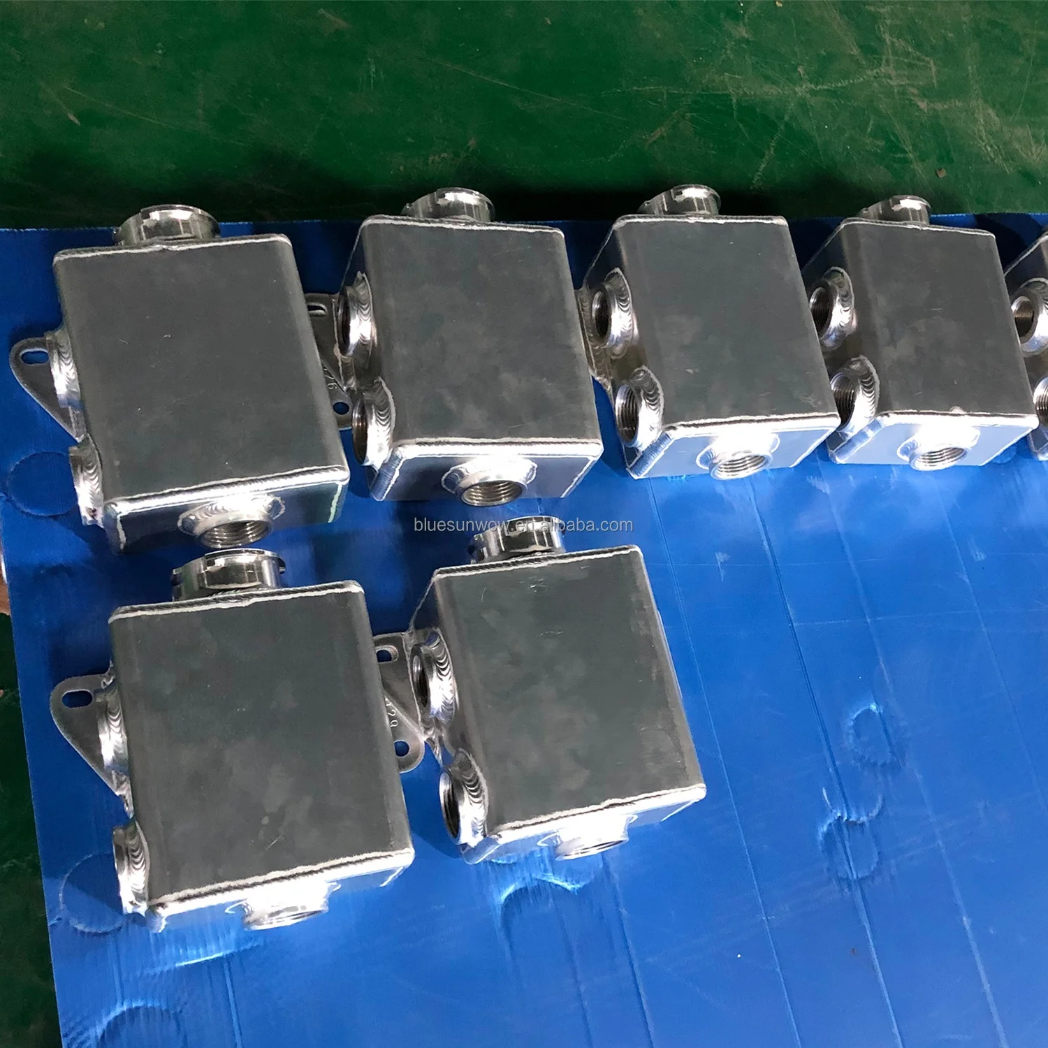 Professional manufacturer customized high quality stainless steel hydraulic tank