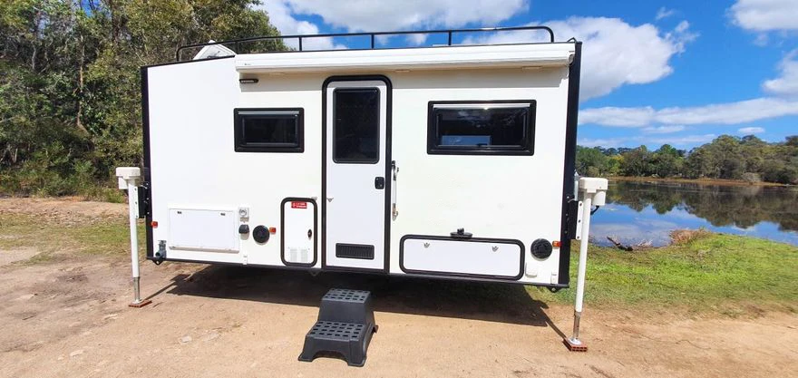 Manley с одной кабиной 4x4 внедорожный Автомобильный дом из стекловолокна алюминиевой рамой для грузовых автомобильных домов со скользящим ящиком грузовиков