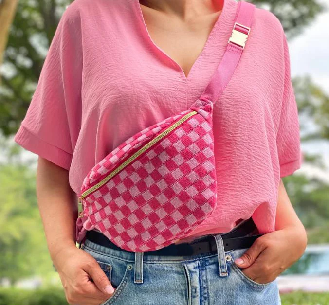 Customizable Checkered Knitted Fanny Pack 2024 New Arrival Checkered Belt Bag Popular Chest Bags For Women
