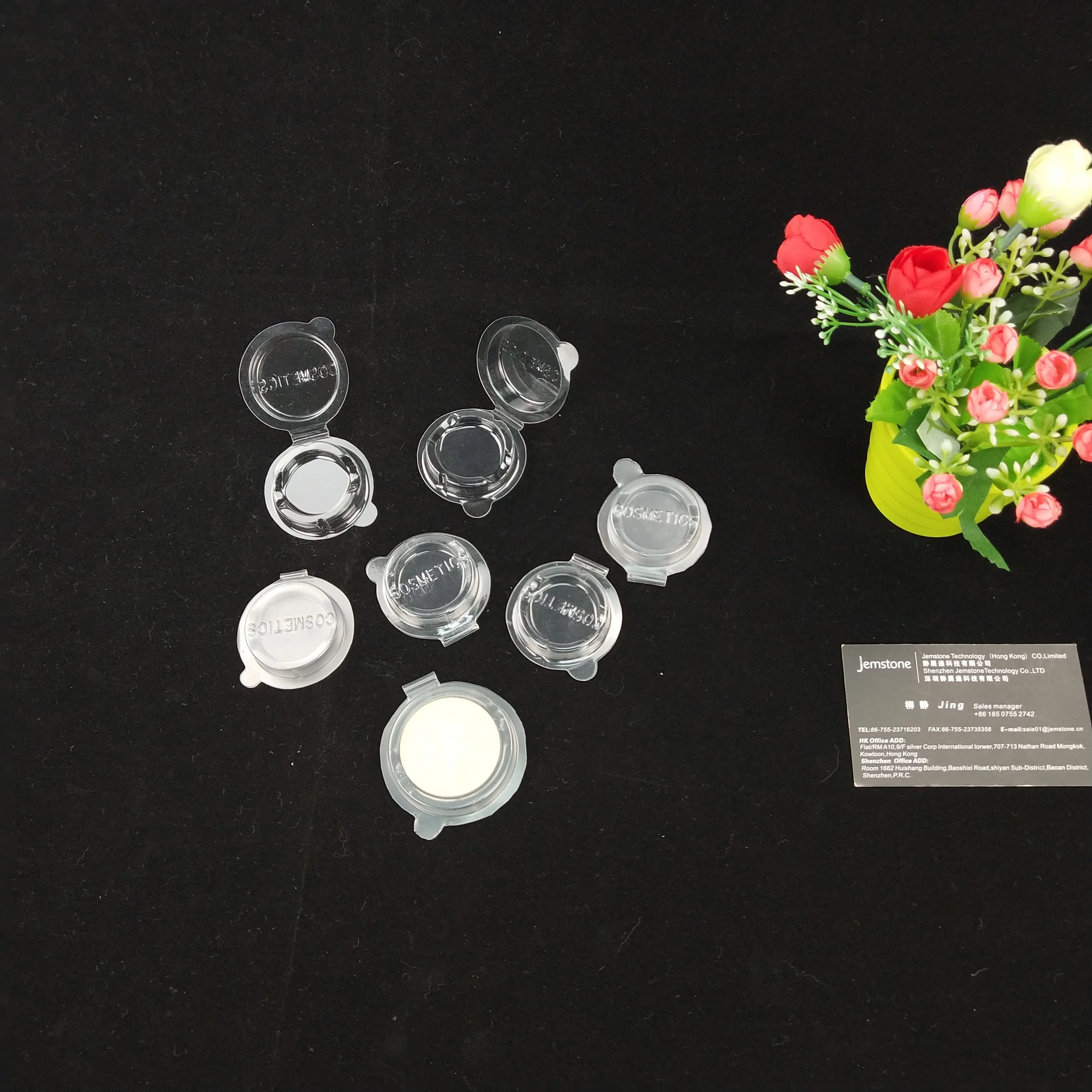 
Customized Logo Small Round Eyeshadow Plastic Clamshell Packaging 