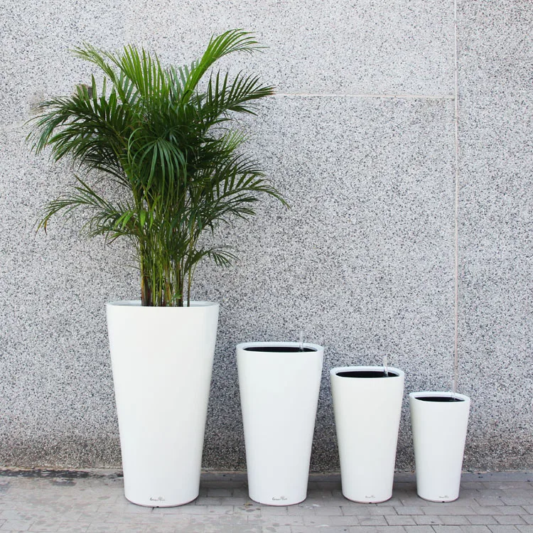 
UV resistant self-watering planter, plant pot for balcony,home decor flower pot 