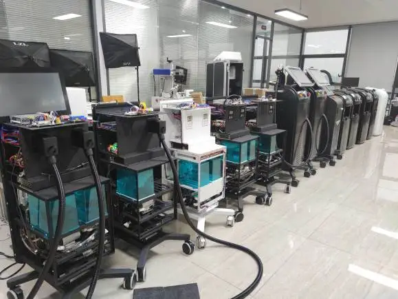 Titanium 808nm Diode Laser Hair Removal Machine  808 For Women